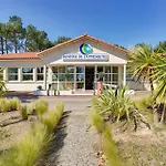Awesome Home In La Faute-Sur-Mer Prázdninový dům *